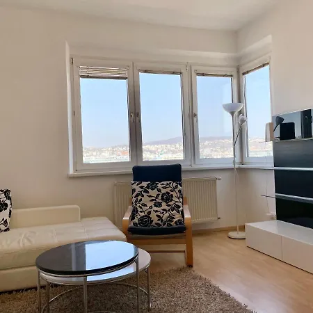 Good Spirit Of Bratislava Apartment *